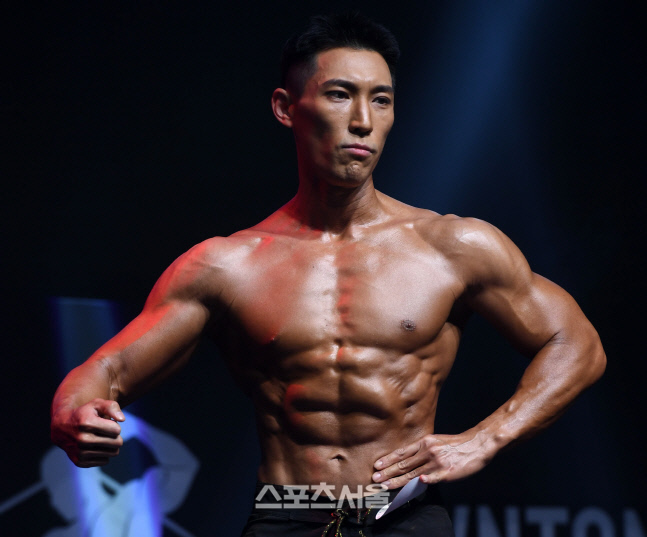 [포토]장윤서, 표정도 몸도 터프해! (제니스 NPCA)