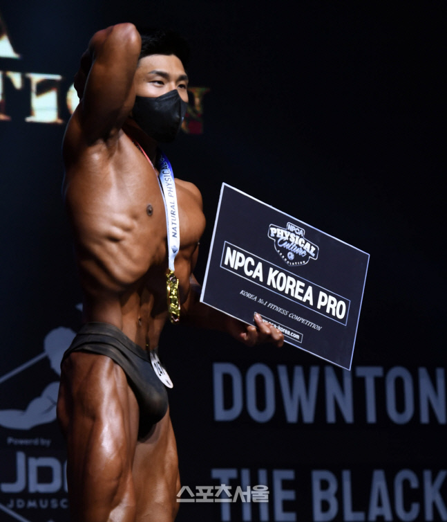 [포토]클랙식 피지크 포토카드 이현수, 완벽이라는 말밖에... (제니스 NPCA)