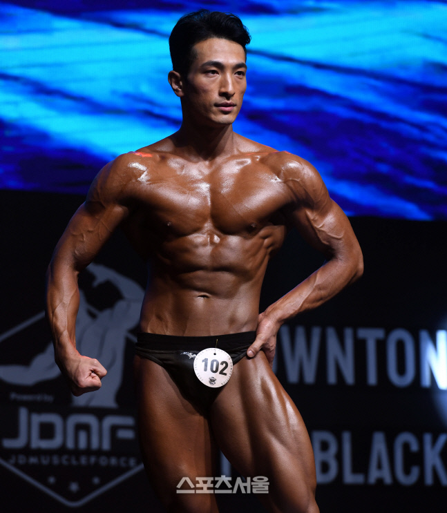 [포토]스포츠모델 김준혁, 노비스 최강! (제니스 NPCA)