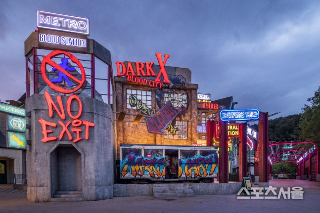 8. 에버랜드 할로윈 블러드시티6 (3)