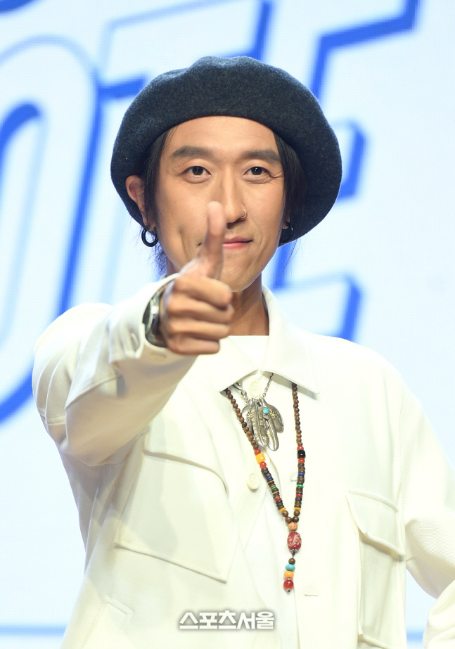 [포토]코요태 빽가, 엄지 척!