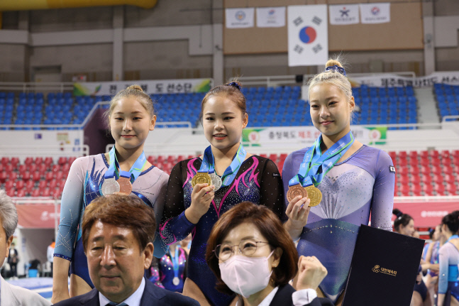 '체조간판' 여서정, 실업 선수로 첫 금메달…'포스트 장미란' 박혜정, 2년 연속 3관왕 [전국체전=종합] 