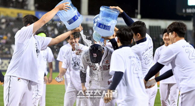 '은퇴 두번은 못하긋당' 오재원[포토]