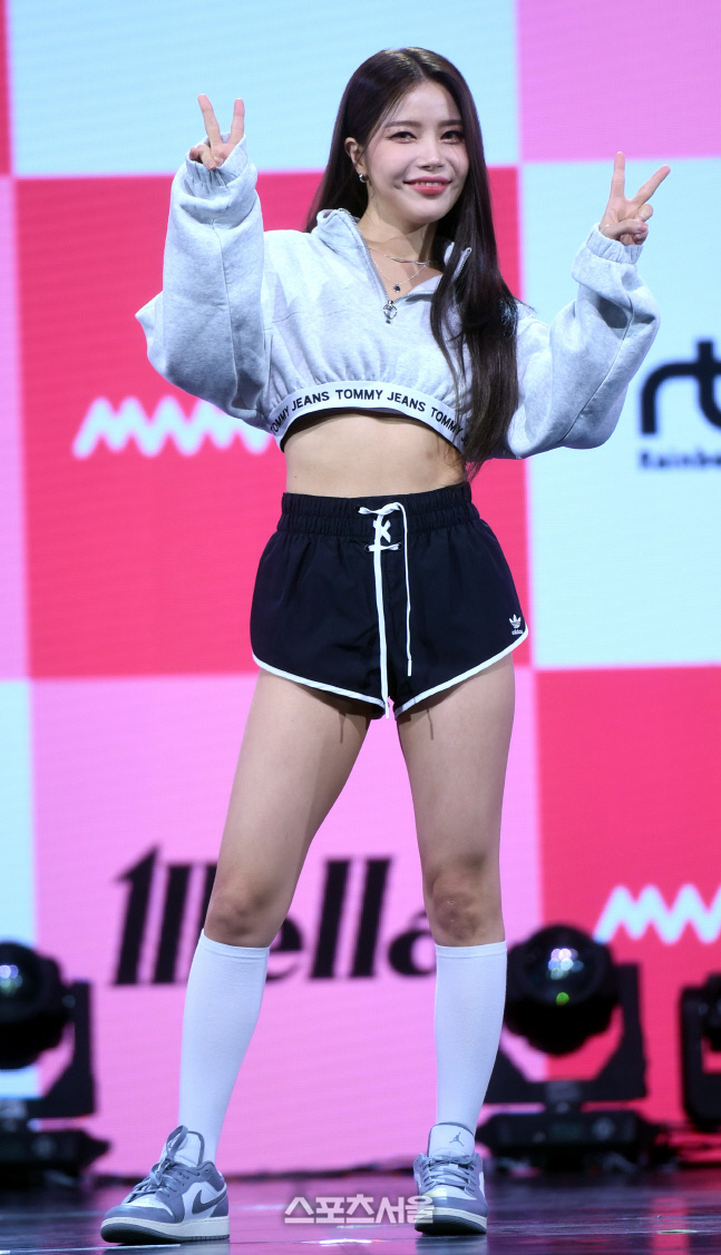 [포토] 마마무 솔라, 깜찍하게