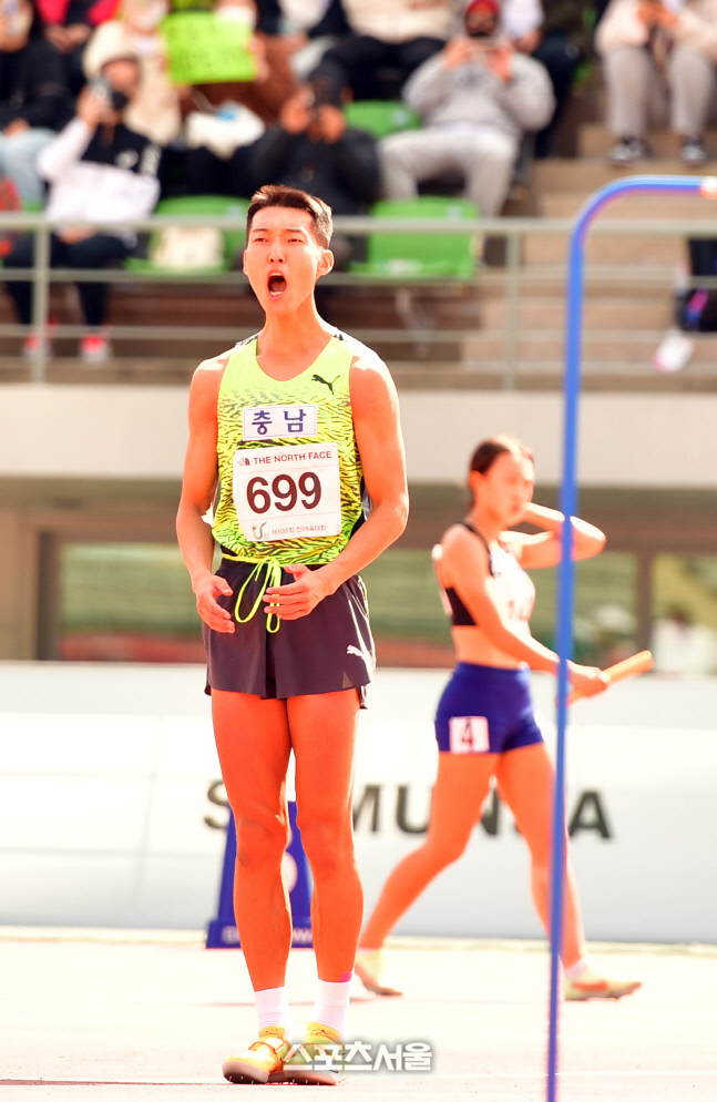 '2m20도전하는' 금메달 높이뛰기 우상혁[포토]