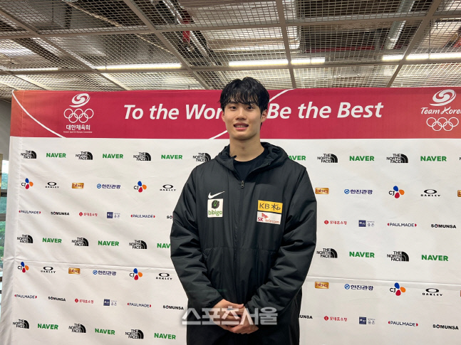 지워가는 '마린보이' 기록…新제조기 황선우 "목표는 파리" [전국체전]