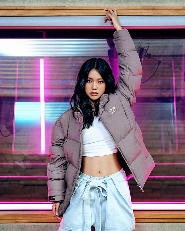 '카리스마 맛집' 여기요! 오마이걸 미미, 강렬 화보