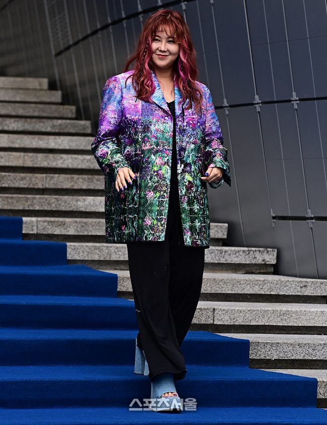 솔비(화가 권지안), 디자이너 조은애 '티백(tibaeg)'과 콜라보했죠! [포토]