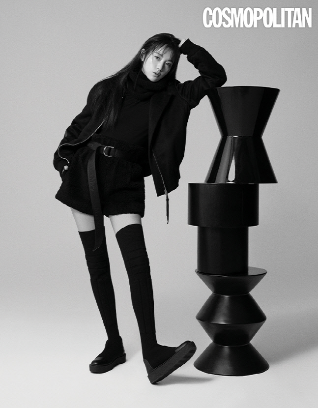 사본 -코스모폴리탄 11월호 한효주 화보컷2