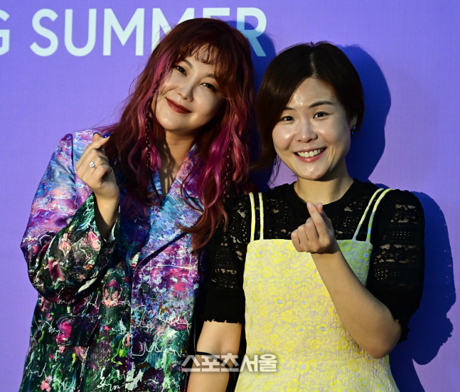 솔비와 콜라보한 디자이너 조은애, "세계 최고의 패션축제인 파리패션위크에서 전세계 사람들에게 우리의 메시지를 전하고 싶다"