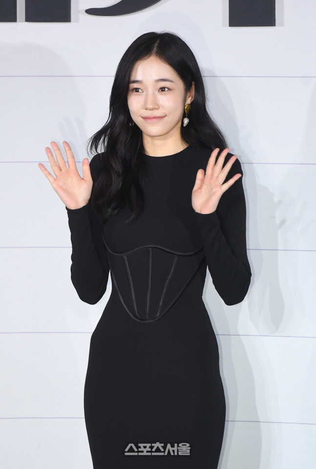 [포토]노윤서, \'20세기 소녀\'로 인사 드려요!