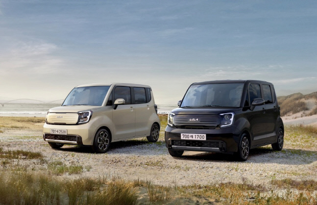 현대차그룹, 이동약자 위해 기아 레이 복지차량 30대 전달