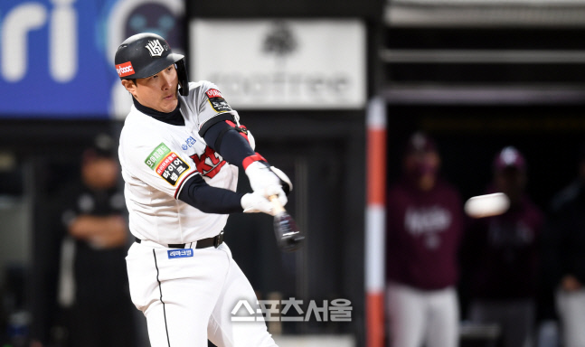 황재균 2안타→KT도 '무기' 재장전...시리즈 '흔들' 변수 될 수 있나 [준PO 시선집중]