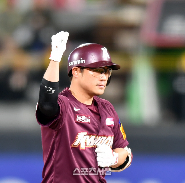 공격+수비에 노련미까지, 키움 안방마님 이지영의 존재감[SS인터뷰]