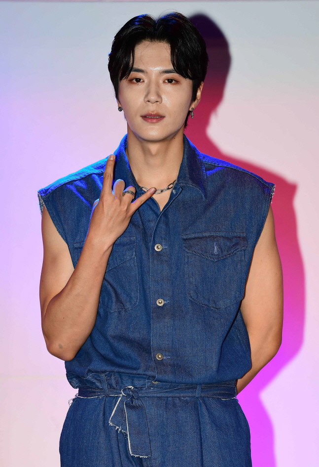 '데뷔' 에이블루 원준 "카메라 앞 어색해…연예인된 기분"