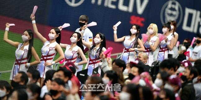 홈경기 승리응원 키움 치어리더[포토]