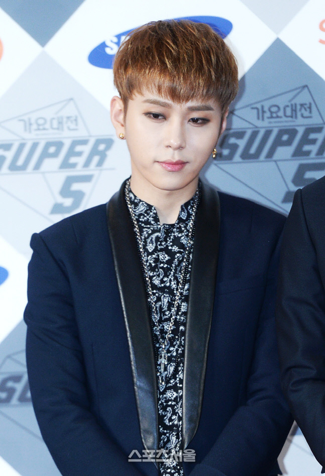 정준영 친구 용준형, 컴백 미뤘다…"이태원 사고 애도"[전문]