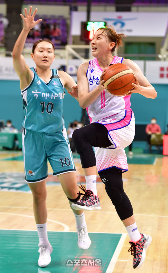 레이업슛 이주연[포토]