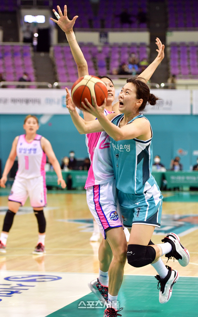 힘겨운 하루구나! 신지현[포토]