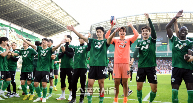 월드컵 앞두고 확인한 '국대'의 프로의식, 짠함과 실망 사이[SS포커스]