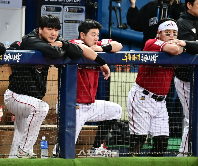 [포토] 김광현-최주환-추신수 '오늘은 이기자'