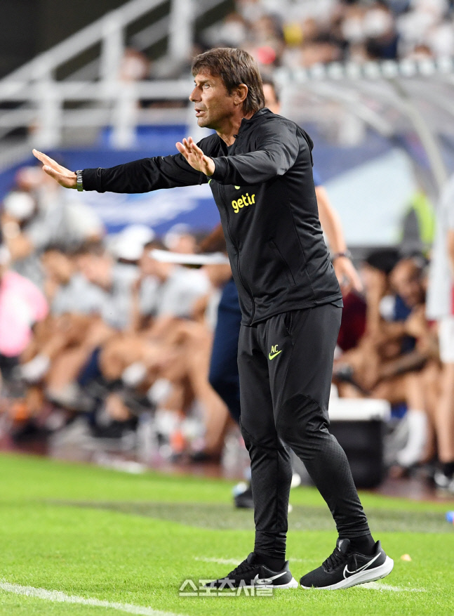 안토니오 콘테 토트넘 감독