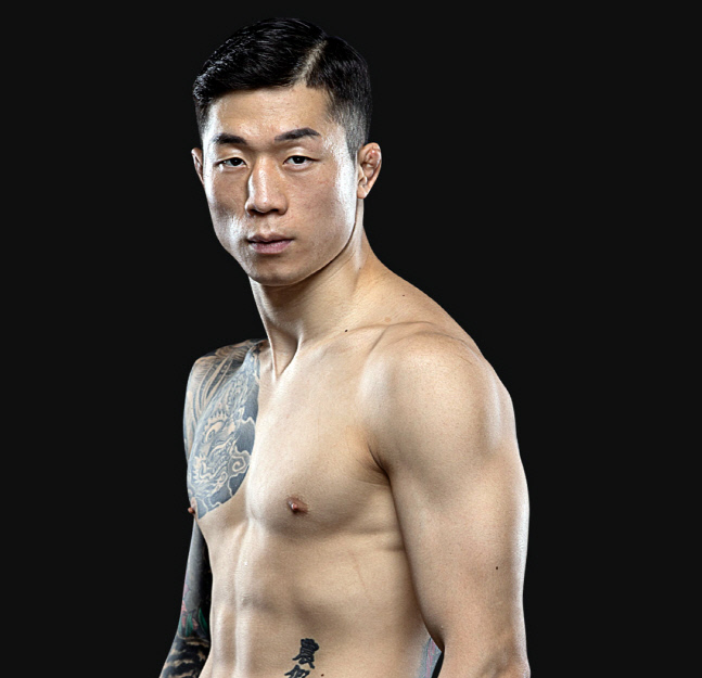 코앞에서 챔프 꿈을 접은 '鬪神' 김재웅, 11월 19일 싱가포르 매치는 반드시 승리해야 한다!