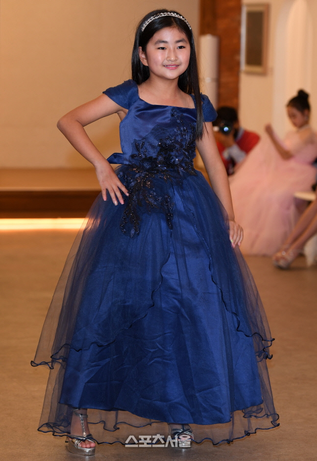 [포토]이채희, 보라여신으로 변신한 키즈모델! (더퀸오브코리아키즈&주니어)