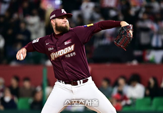 [포토] 애플러 'KS 5차전은 내가 책임진다'