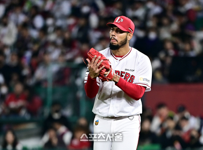 [포토] 폰트 '수비 안정적이야'