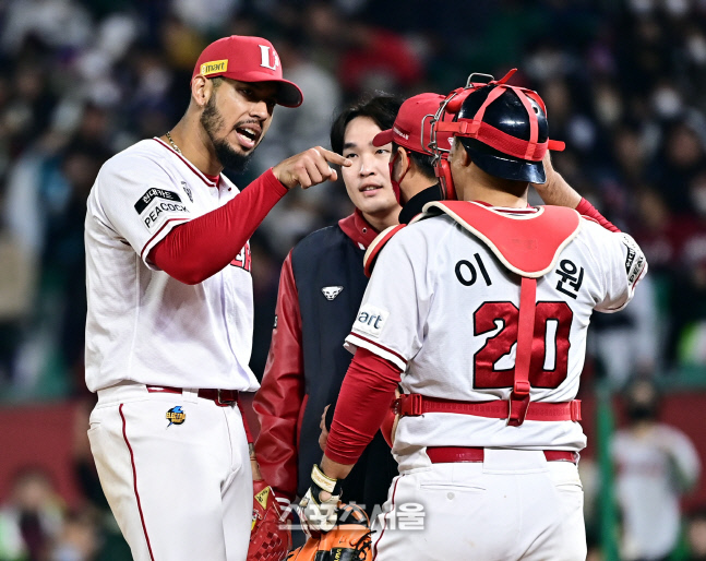 [포토] 폰트 '오늘 리드 좋았어'