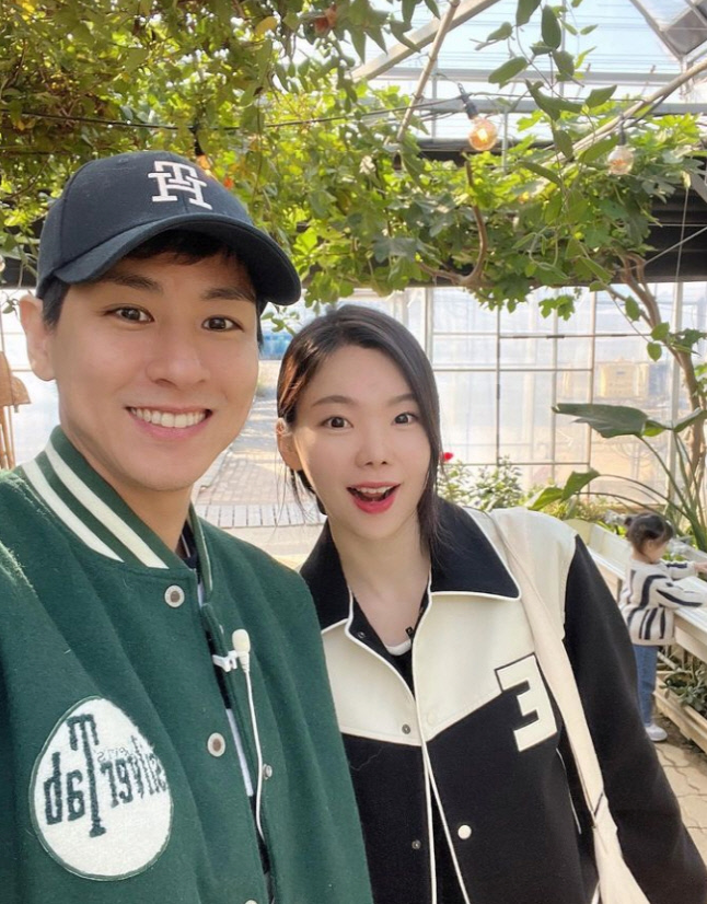 이다은♥윤남기 부부도 당했다..'유튜브 해킹 피해'에 난감