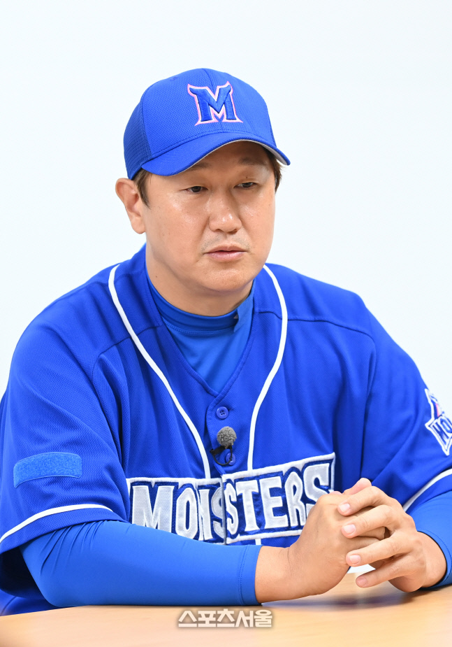 [포토]이대호, '최강야구' 몬스터즈 합류