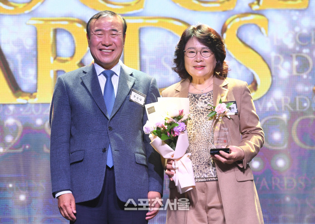 [포토]그래미, 서울석세스대상 경제 부문 사회공헌대상 수상