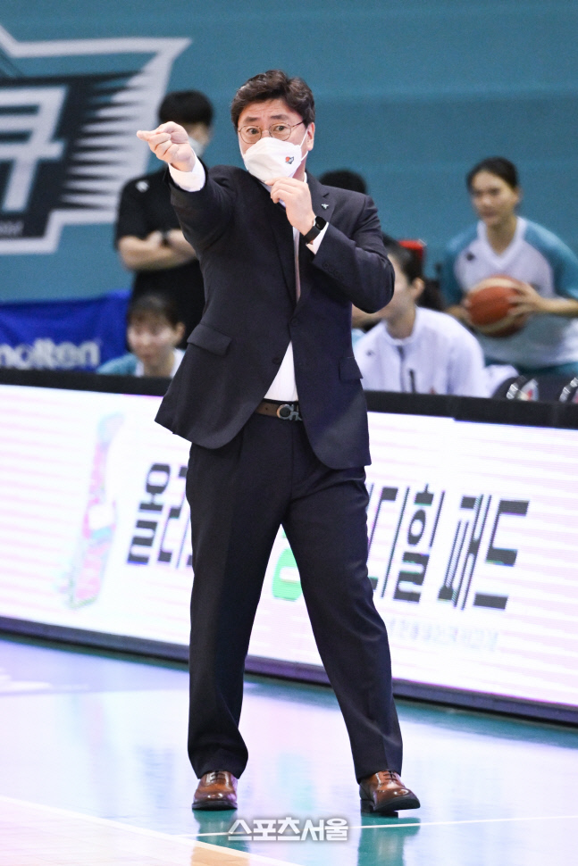 [패장] '개막 7연패' 김도완 감독 "경기 내용은 나쁘지 않았다" [SS 인터뷰]