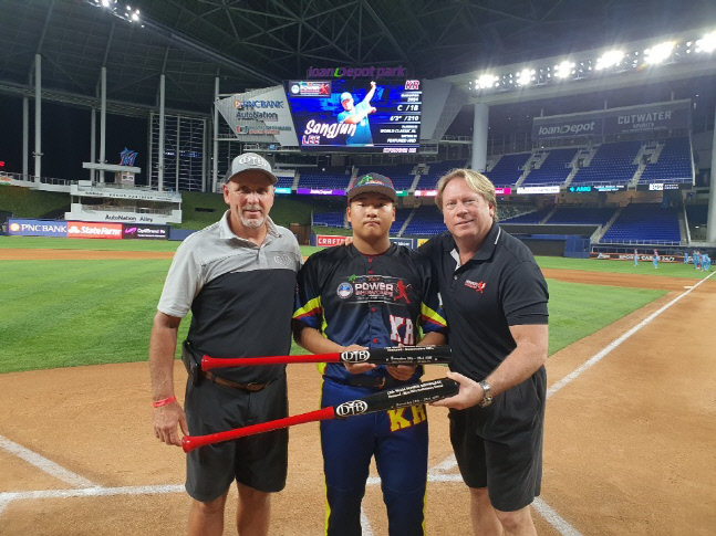 경기고 이상준, 나무배트 부문 최강 입증![2022파워쇼케이스]