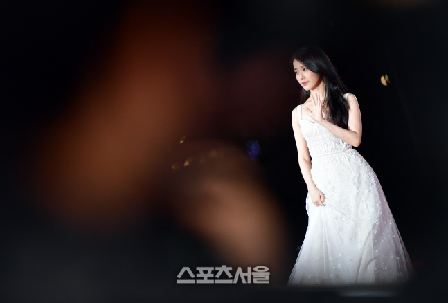 빛나는 밤 함께' 아이유[포토]