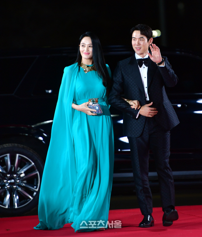 여유넘치는 청룡의 연인, 김혜수와 유연석[포토]