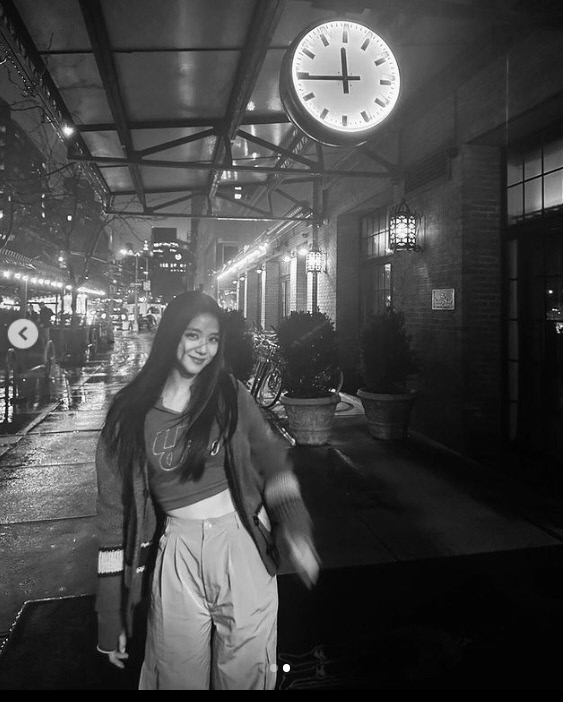 지수, 건강해진 모습으로...비주얼 원톱에 분위기까지 美쳤다