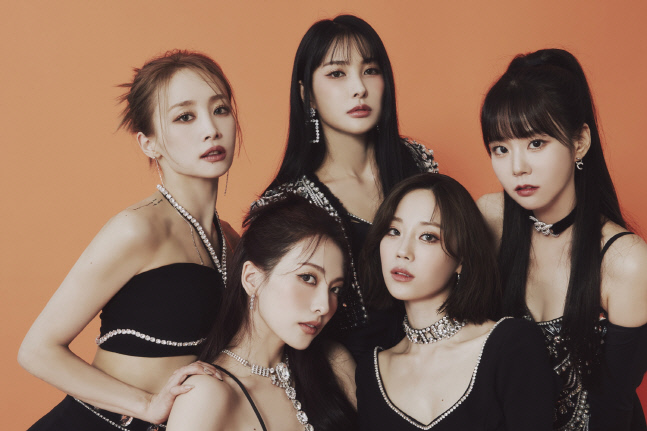 KARA_MOVE AGAIN_콘셉트 포토1