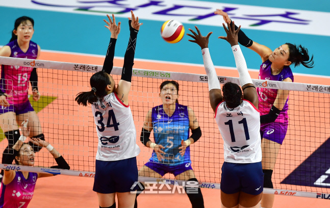 '빈곳을 노렸지!' 김연경[포토]