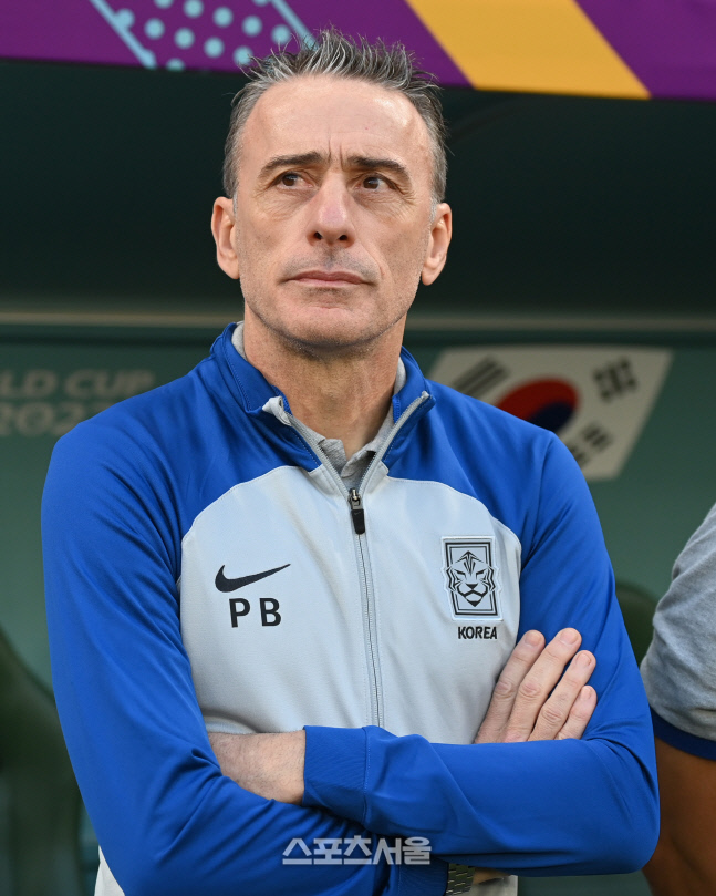 이성 찾은 벤투 감독의 사과 "선수들에 미안해"[도하 SS현장]