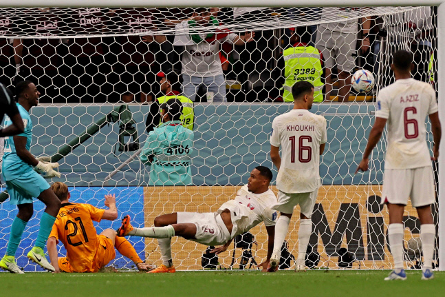 FBL-WC-2022-MATCH36-NED-QAT