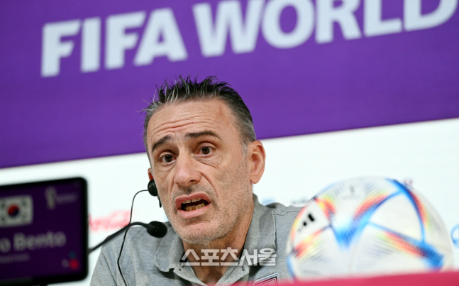 [포토] 벤투 감독 기자회견