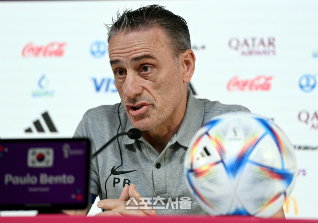[포토] 벤투 감독 기자회견