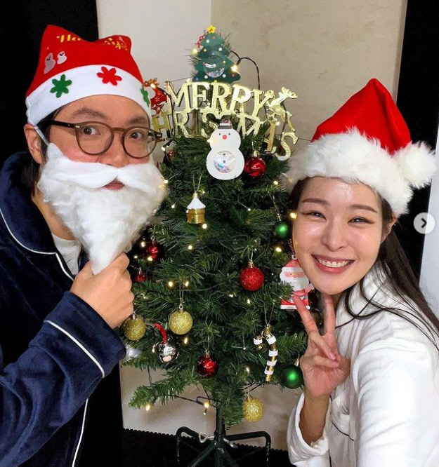 '김태현♥'미자, 크리스마스 분위기 흠뻑 취해 '인간 트리로 변신'