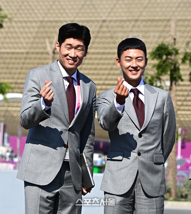 [포토] 박지성-이승우 해설위원 \'월드컵 대표팀 화이팅\'