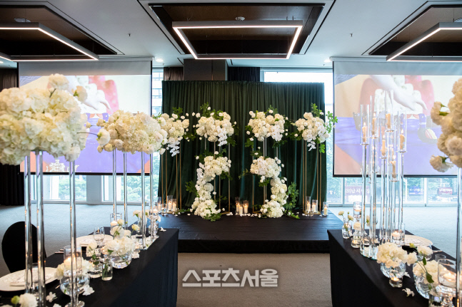 "프라이빗한 소규모 예식~" 코트야드 메리어트 서울 남대문, '미니 웨딩' 프로모션