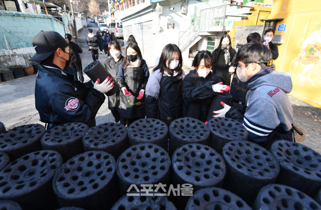 [포토]두산 허경민-정수빈, 팬들과 함께 해요!