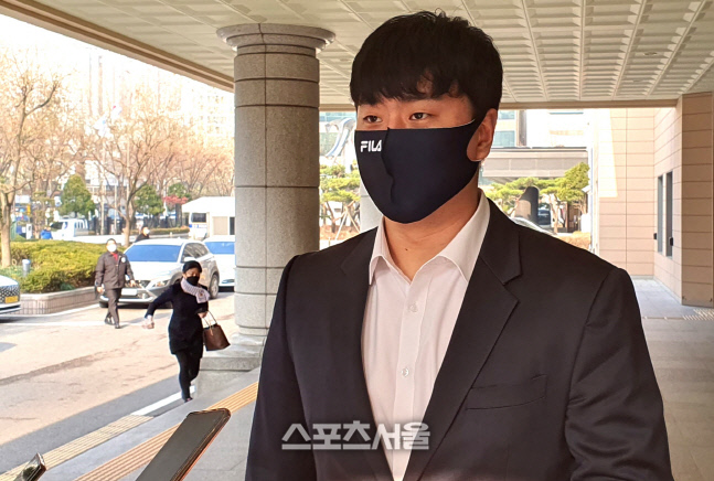 교수들이 뽑은 올해의 사자성어 '과이불개' 학폭 근절에 안성맞춤[장강훈의 액션피치]